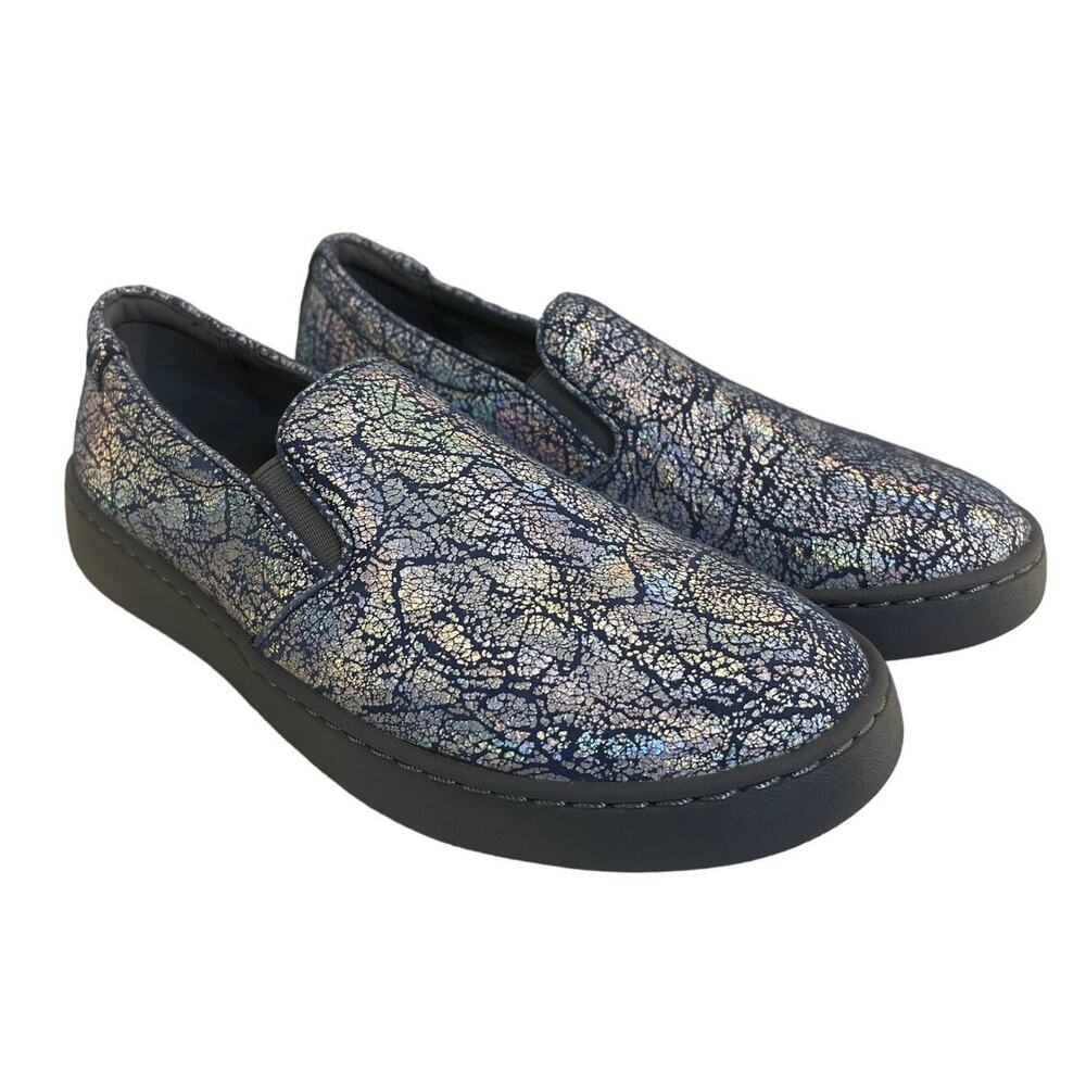 NWOT Vionic Avery Metallic Slip On Loafer Womens 7.5 Navy Blue Silver Orthopedic